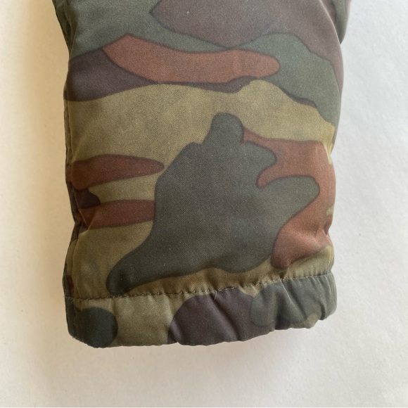 J Crew Crewcuts Down Feather Puffer Jacket Camo Hooded Parka Size 14 - Picture 12 of 12